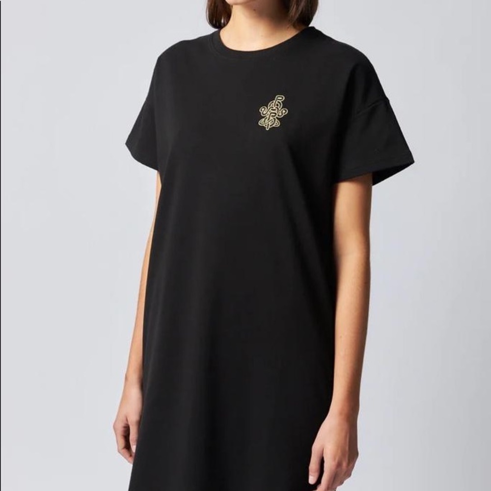 Puma special edition loose fit  embroidered long  tennis dress